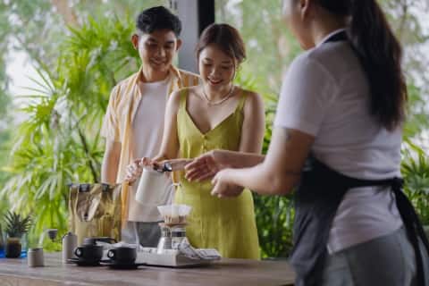 Couple at a coffee workshop