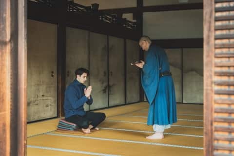 Practice Zazen with a master at Dhawa Yura Kyoto