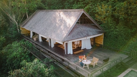 A pause that feels natural at Buahan, a Banyan Tree Escape